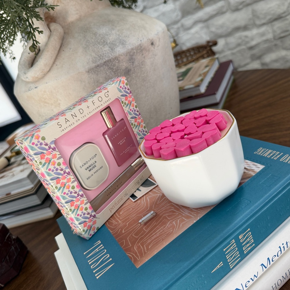 Vanilla Musk Gift Set / candle - Pink - Picture 2 of 8